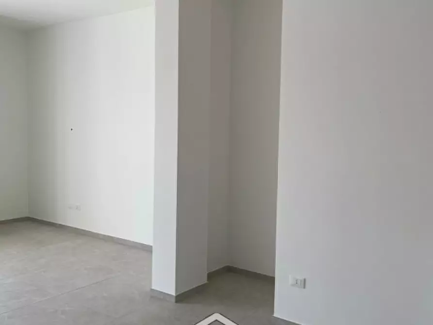 Immagine 8 di Appartamento in vendita  in via Matteo Renato Imbriani 56 a Lecce