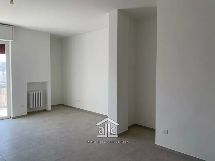 Immagine 11 di Appartamento in vendita  in via Matteo Renato Imbriani 56 a Lecce