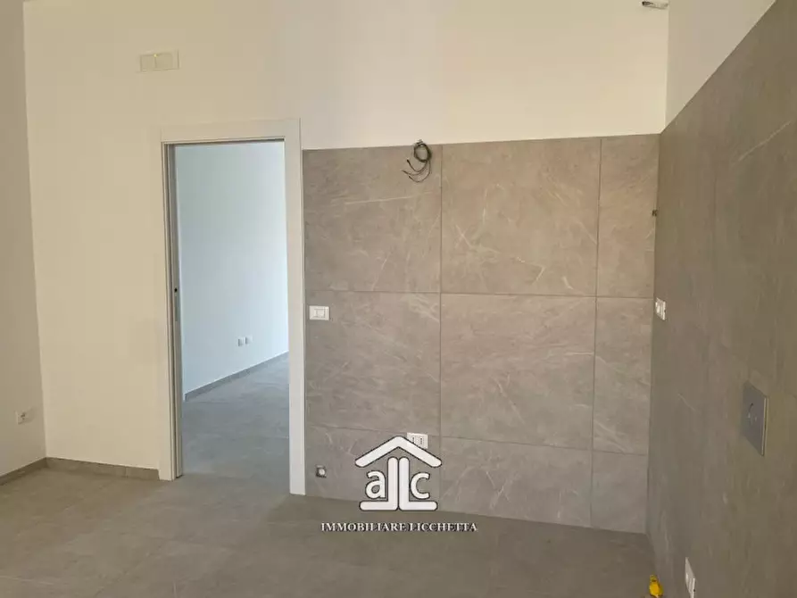 Immagine 13 di Appartamento in vendita  in via Matteo Renato Imbriani 56 a Lecce