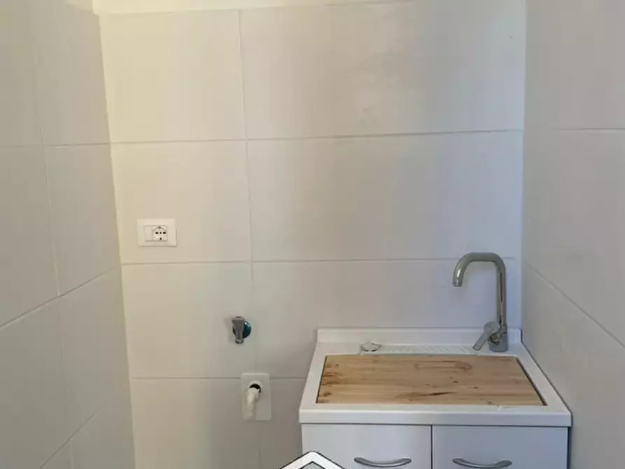 Immagine 19 di Appartamento in vendita  in via Matteo Renato Imbriani 56 a Lecce