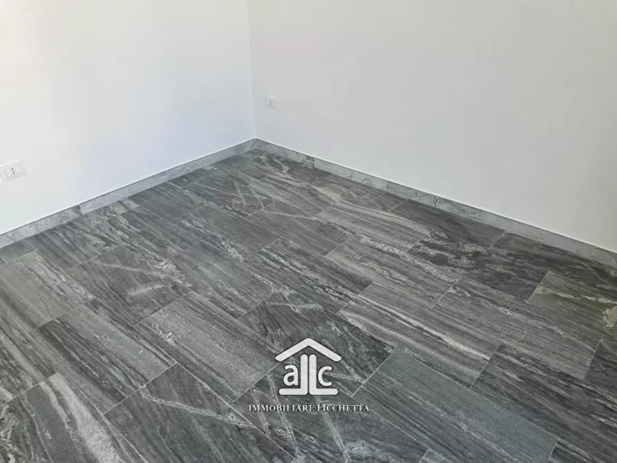 Immagine 25 di Appartamento in vendita  in via Matteo Renato Imbriani 56 a Lecce