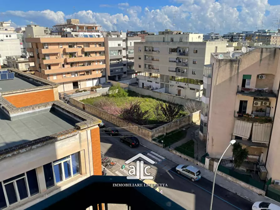 Immagine 30 di Appartamento in vendita  in via Matteo Renato Imbriani 56 a Lecce