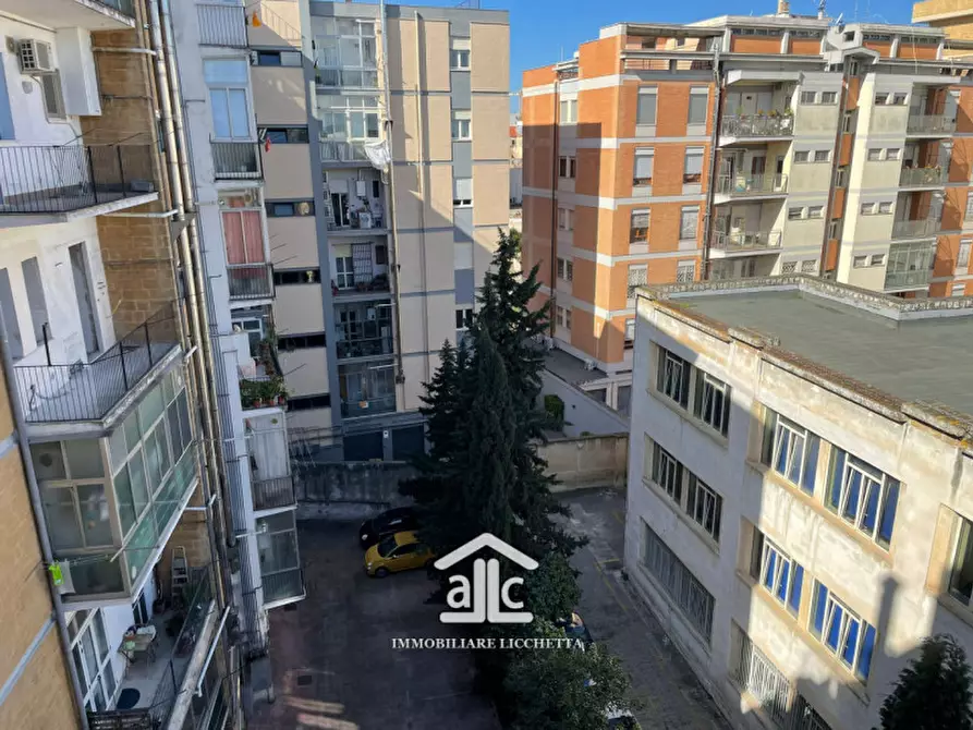 Immagine 44 di Appartamento in vendita  in via Matteo Renato Imbriani 56 a Lecce