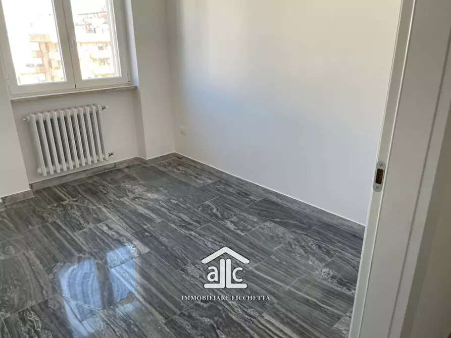 Immagine 49 di Appartamento in vendita  in via Matteo Renato Imbriani 56 a Lecce