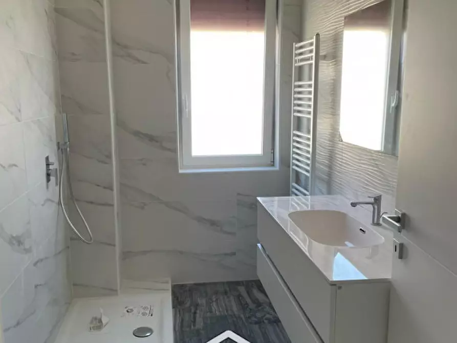 Immagine 53 di Appartamento in vendita  in via Matteo Renato Imbriani 56 a Lecce