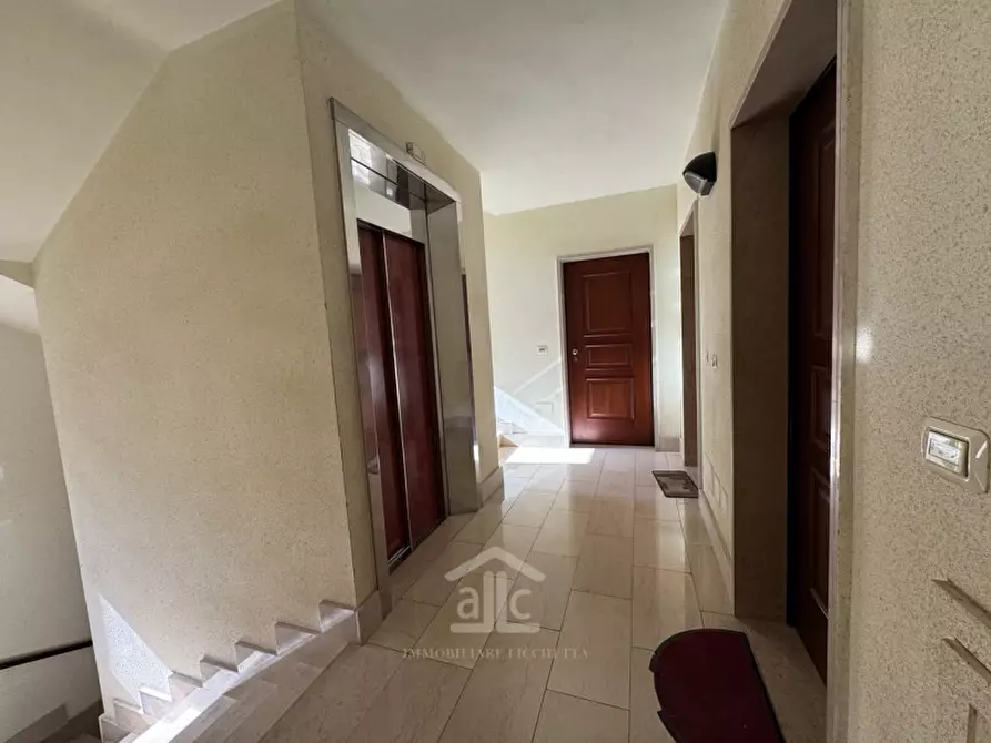 Immagine 19 di Appartamento in vendita  in Via Galileo Galilei a Lecce