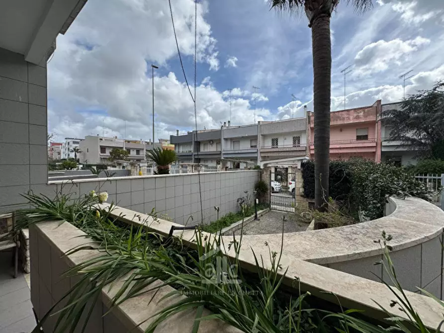 Immagine 1 di Villetta a schiera in vendita  in Via Salvo D'Acquisto 10 a Lecce