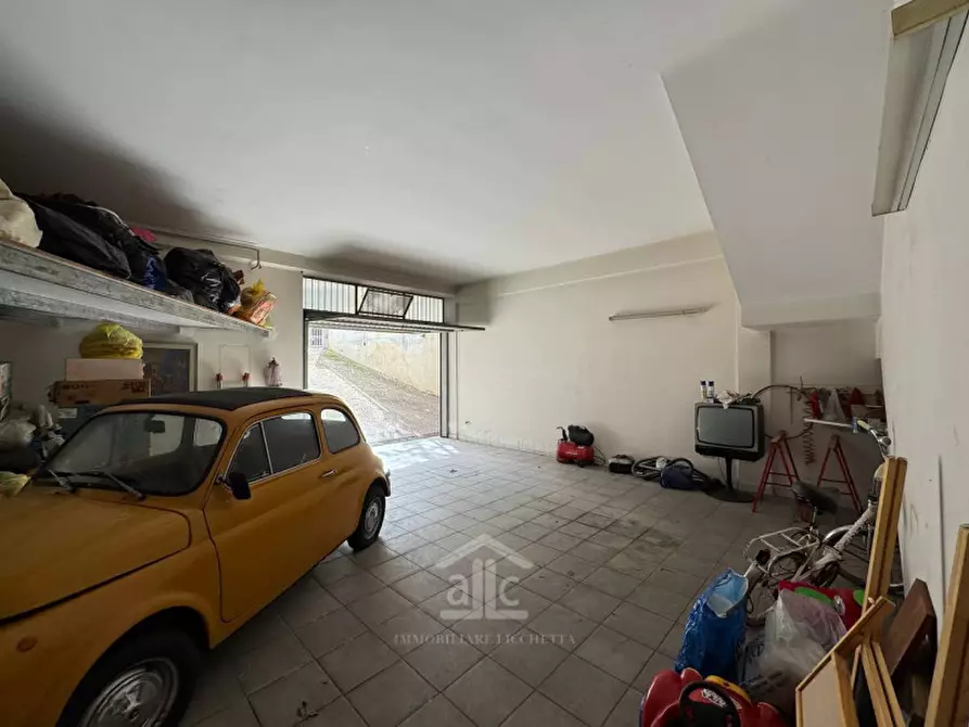 Immagine 38 di Villetta a schiera in vendita  in Via Salvo D'Acquisto 10 a Lecce