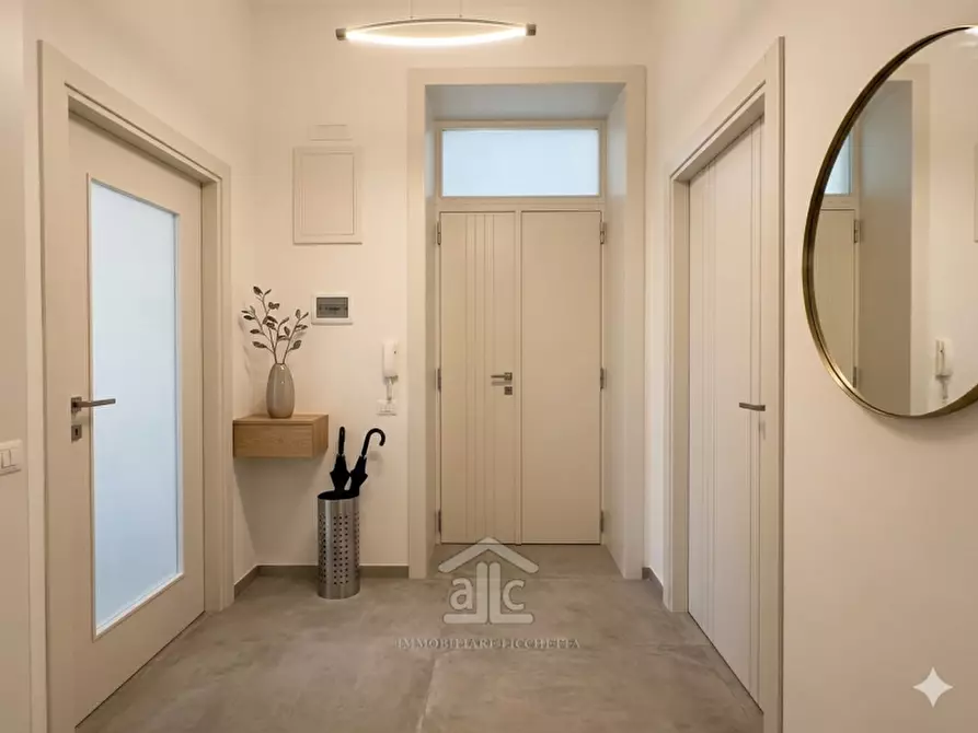 Immagine 9 di Appartamento in vendita  in Viale Gallipoli 3 a Lecce