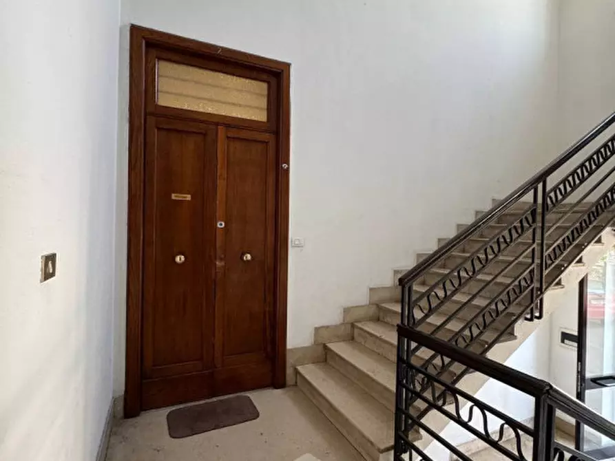 Immagine 27 di Appartamento in vendita  in Viale Gallipoli 3 a Lecce