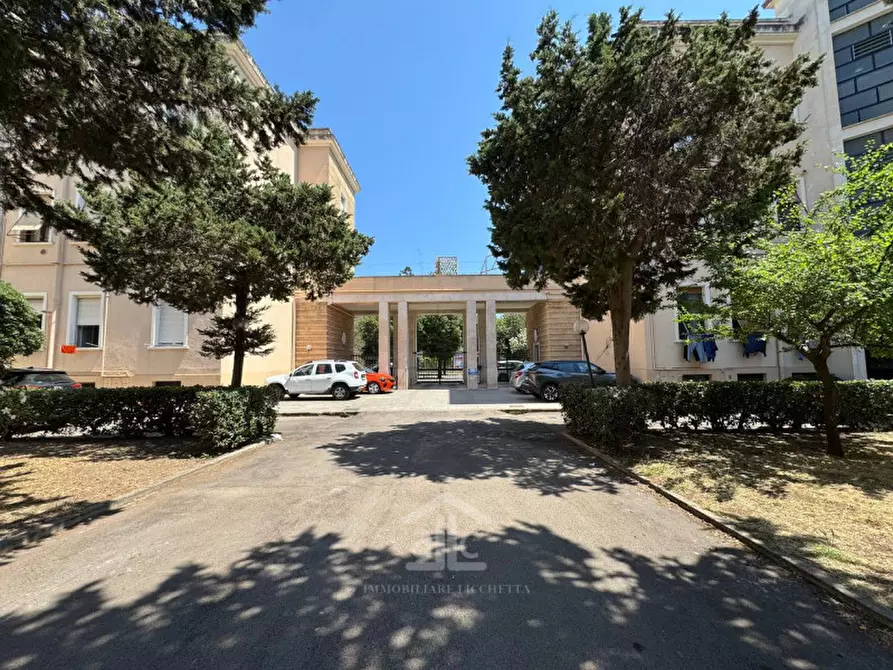 Immagine 30 di Appartamento in vendita  in Viale Gallipoli 3 a Lecce