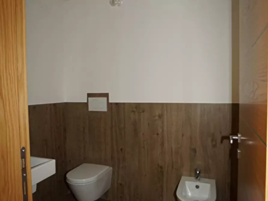 Immagine 7 di Ufficio in affitto  in corso venezia a San Bonifacio