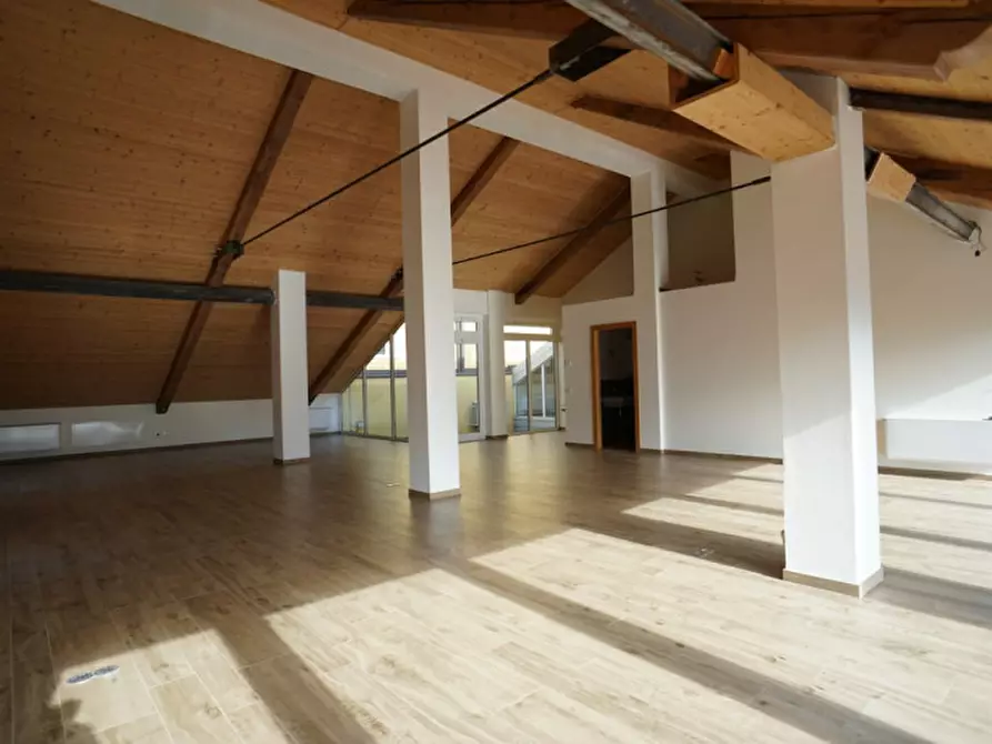 Immagine 11 di Ufficio in affitto  in corso venezia a San Bonifacio