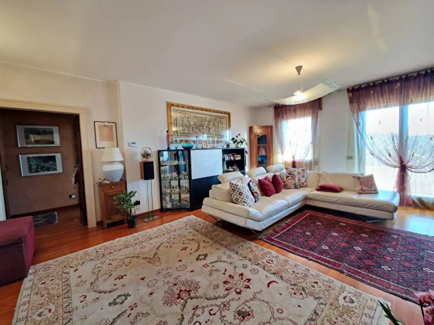 Immagine 2 di Appartamento in vendita  in Via Ansuino da Forlì a Padova