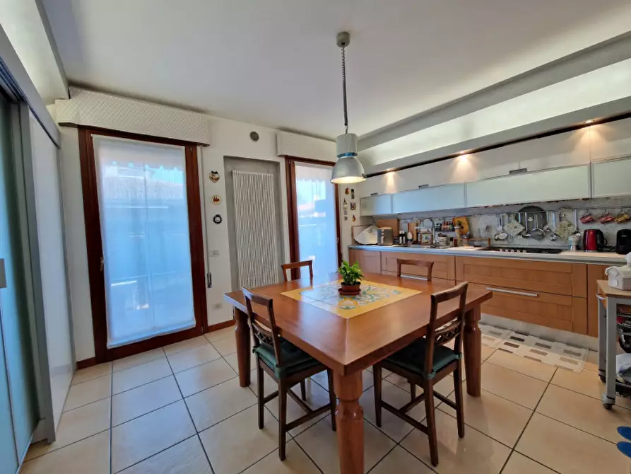 Immagine 8 di Appartamento in vendita  in Via Ansuino da Forlì a Padova