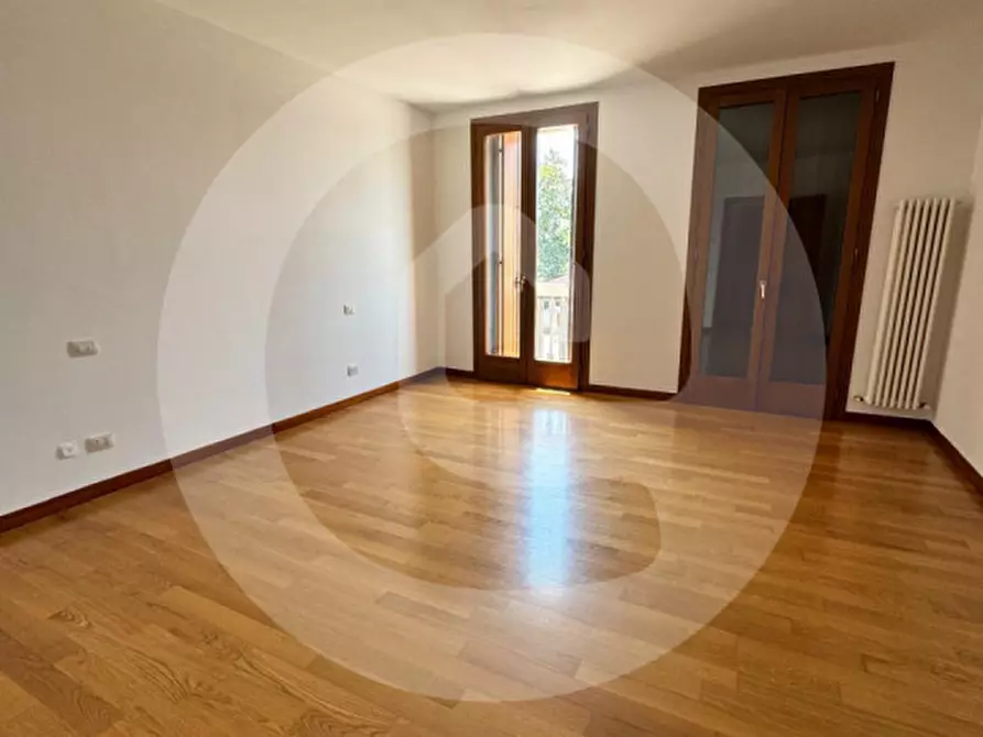 Immagine 9 di Appartamento in affitto  a Villa Del Conte