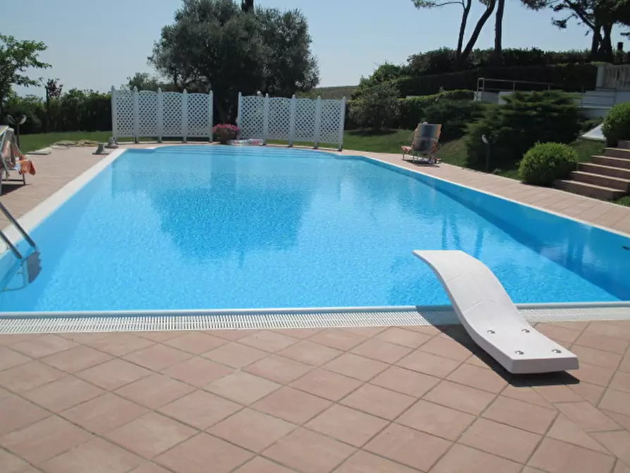 Immagine 7 di Casa indipendente in vendita  a Senigallia