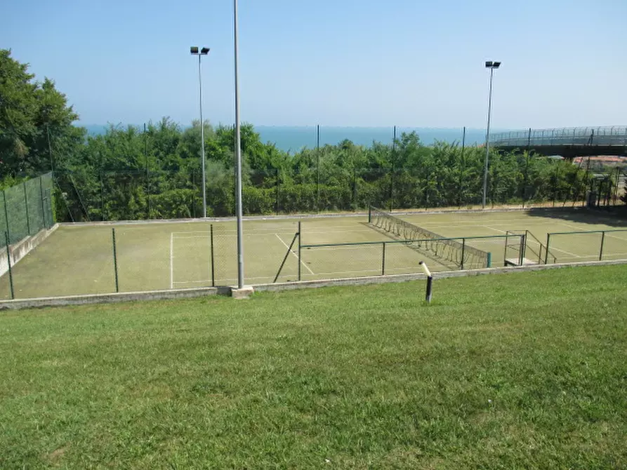 Immagine 15 di Casa indipendente in vendita  a Senigallia