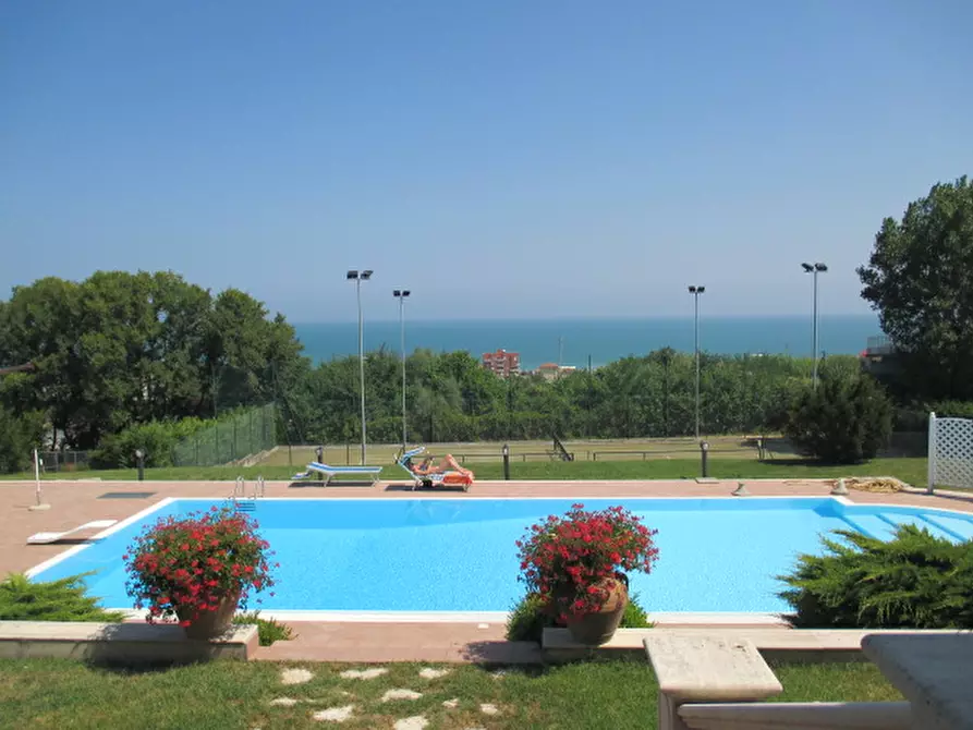 Immagine 28 di Casa indipendente in vendita  a Senigallia