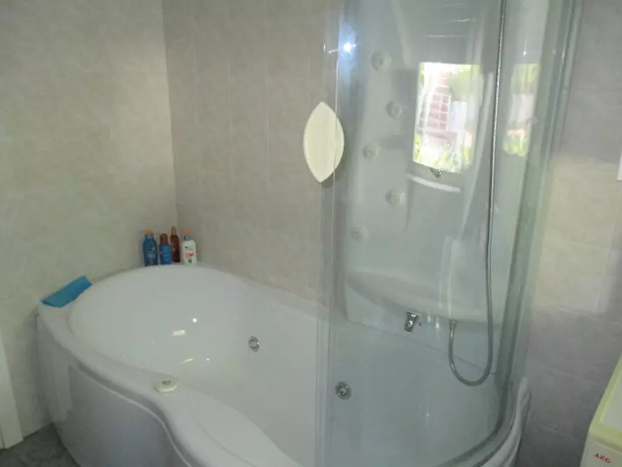 Immagine 30 di Casa indipendente in vendita  a Senigallia