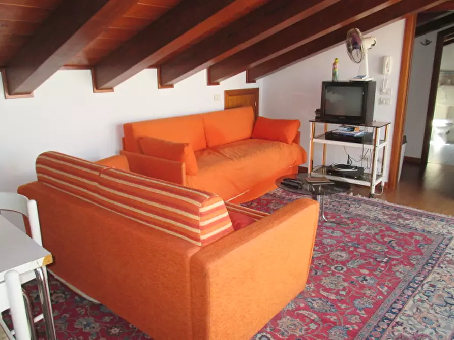 Immagine 47 di Casa indipendente in vendita  a Senigallia