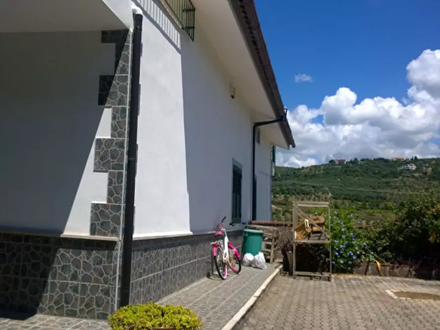 Immagine 15 di Villa in vendita  in VIA MASACCIO , 9 a Eboli