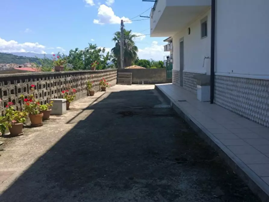 Immagine 16 di Villa in vendita  in VIA MASACCIO , 9 a Eboli