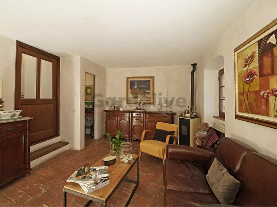 Immagine 10 di Casa indipendente in vendita  in via libertà a Tignale