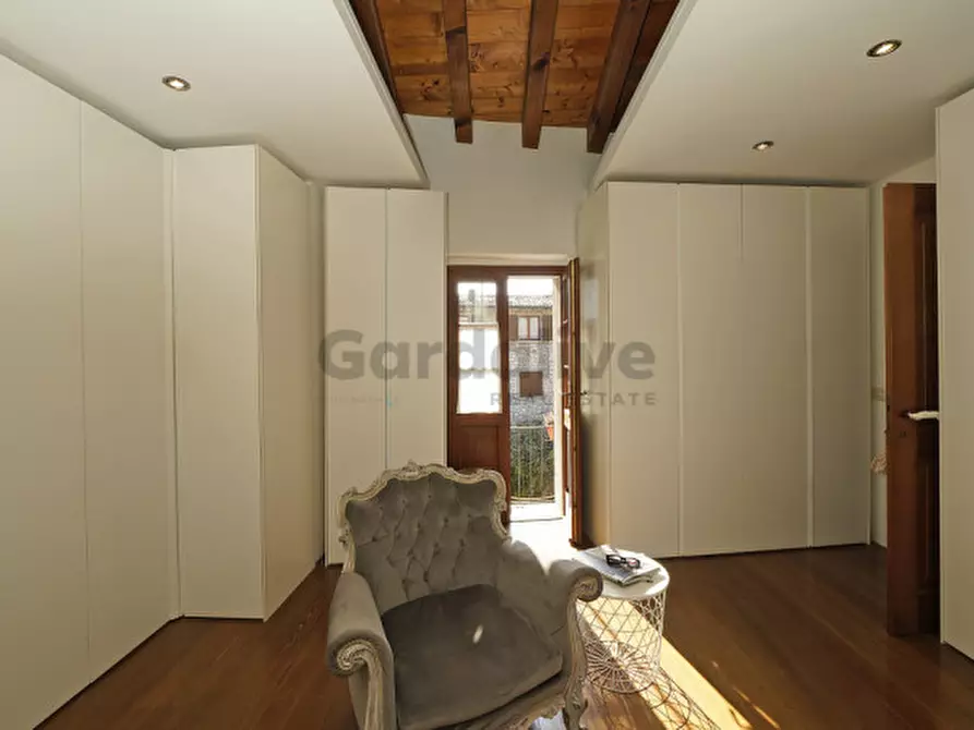 Immagine 29 di Casa indipendente in vendita  in via libertà a Tignale