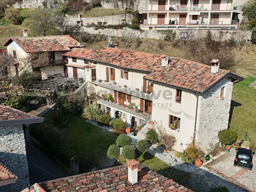 Immagine 33 di Casa indipendente in vendita  in via libertà a Tignale