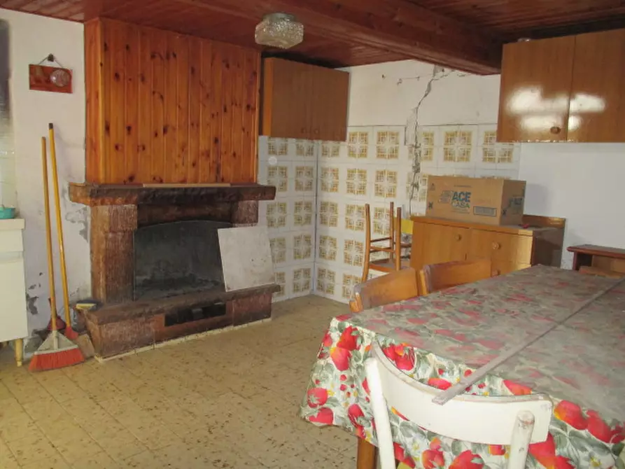 Immagine 14 di Villetta a schiera in vendita  a Arcevia