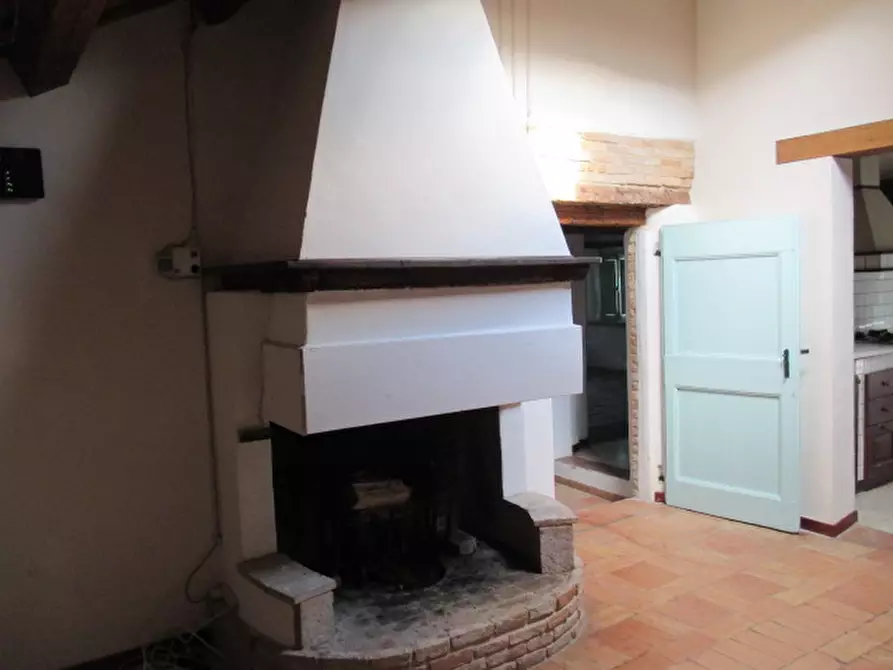 Immagine 23 di Rustico / casale in vendita  a Ostra