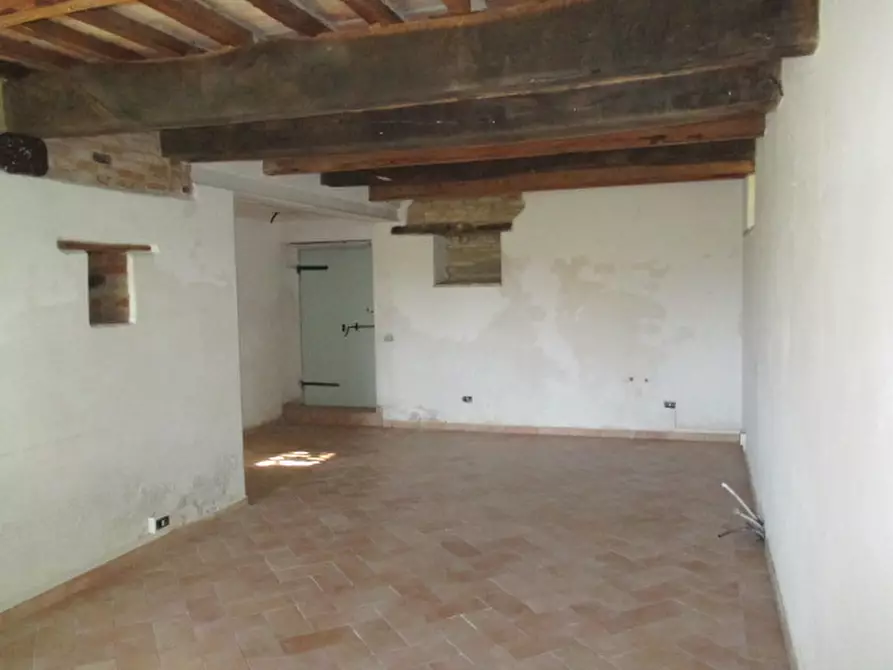 Immagine 26 di Rustico / casale in vendita  a Ostra