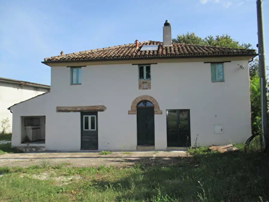 Immagine 41 di Rustico / casale in vendita  a Ostra