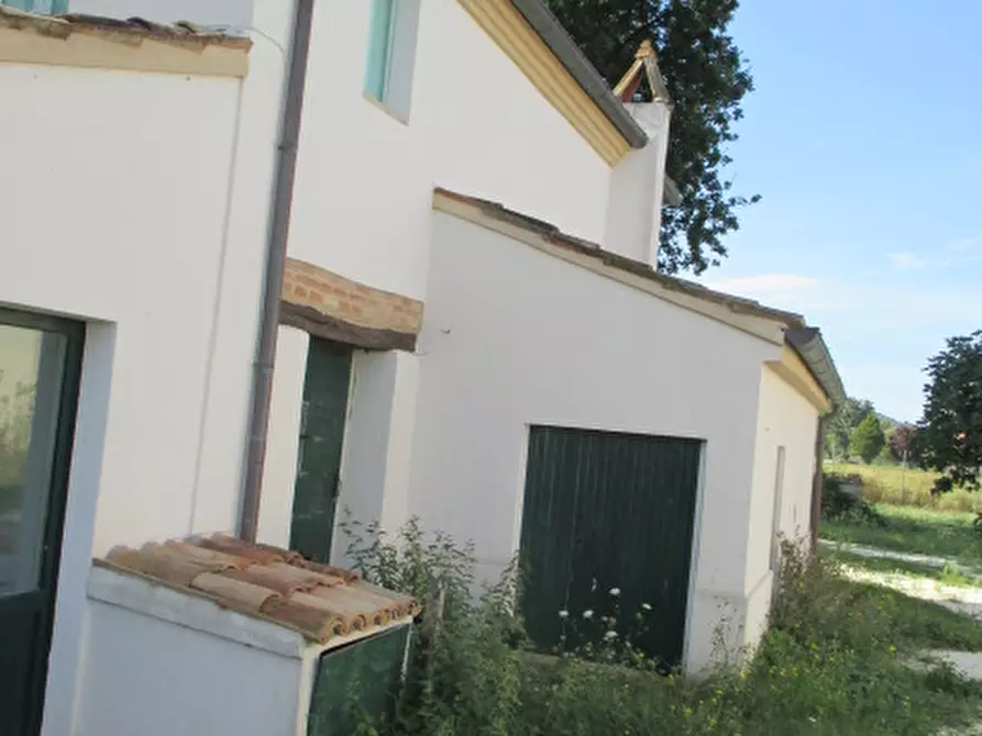 Immagine 47 di Rustico / casale in vendita  a Ostra