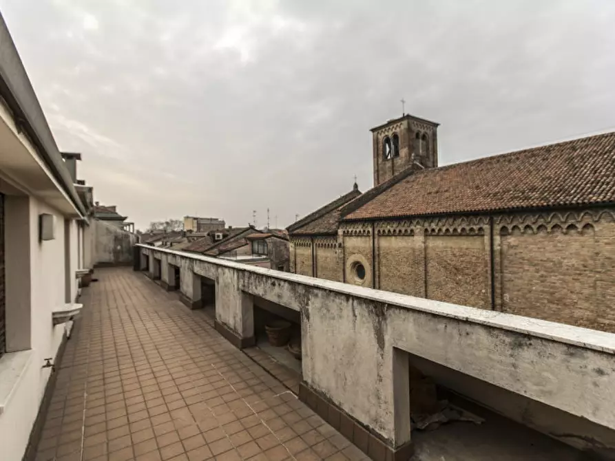 Immagine 19 di Attico in vendita  in Via Cavour a Padova