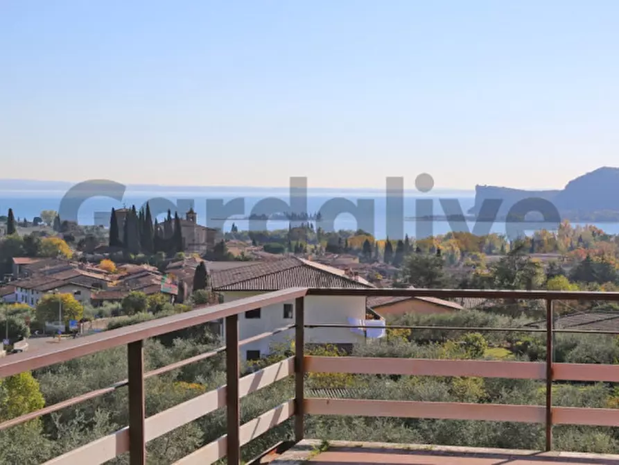 Immagine 1 di Villa in vendita  in Via Zublino 25 a San Felice Del Benaco