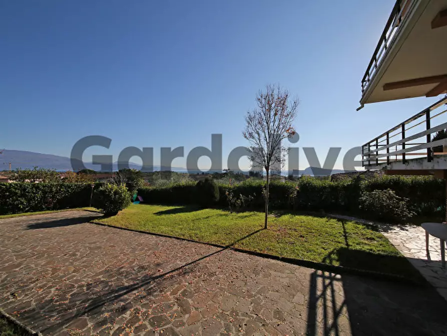 Immagine 3 di Villa in vendita  in Via Zublino 25 a San Felice Del Benaco