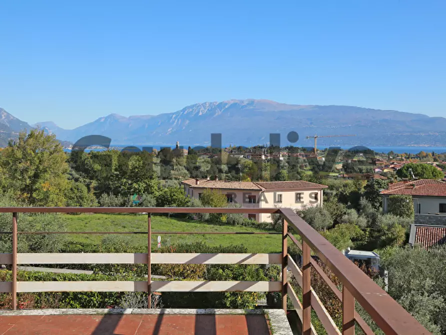 Immagine 7 di Villa in vendita  in Via Zublino 25 a San Felice Del Benaco