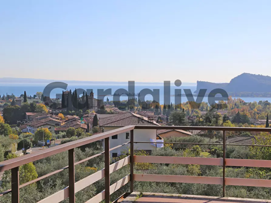 Immagine 10 di Villa in vendita  in Via Zublino 25 a San Felice Del Benaco