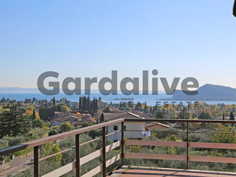 Immagine 11 di Villa in vendita  in Via Zublino 25 a San Felice Del Benaco