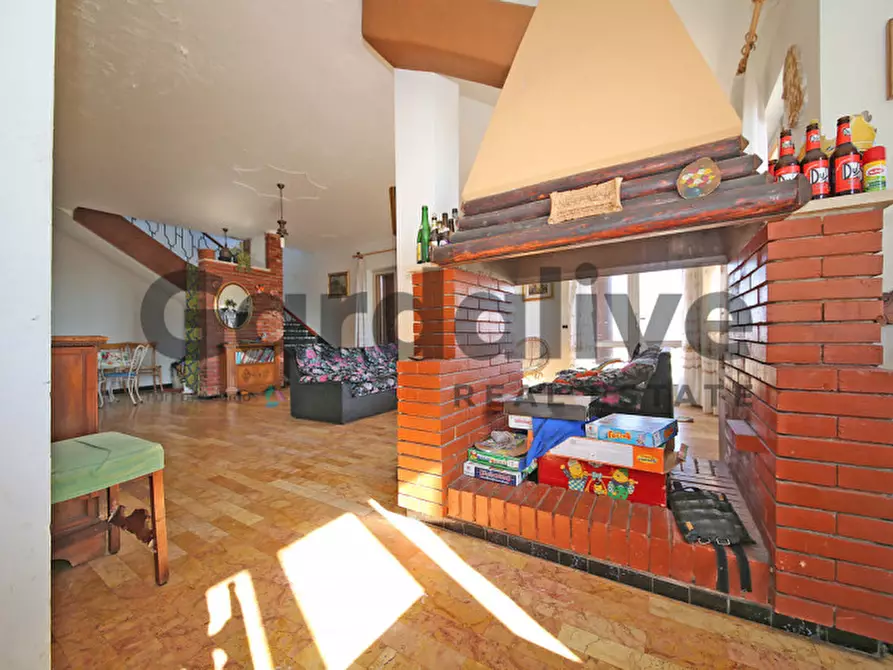 Immagine 15 di Villa in vendita  in Via Zublino 25 a San Felice Del Benaco