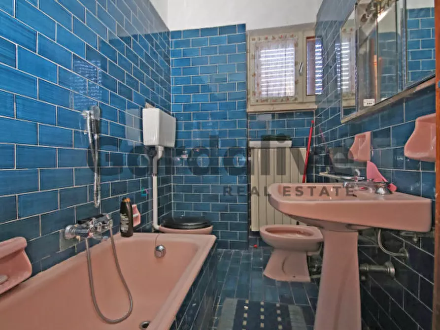 Immagine 26 di Villa in vendita  in Via Zublino 25 a San Felice Del Benaco