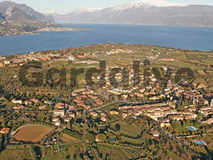 Immagine 28 di Villa in vendita  in Via Zublino 25 a San Felice Del Benaco