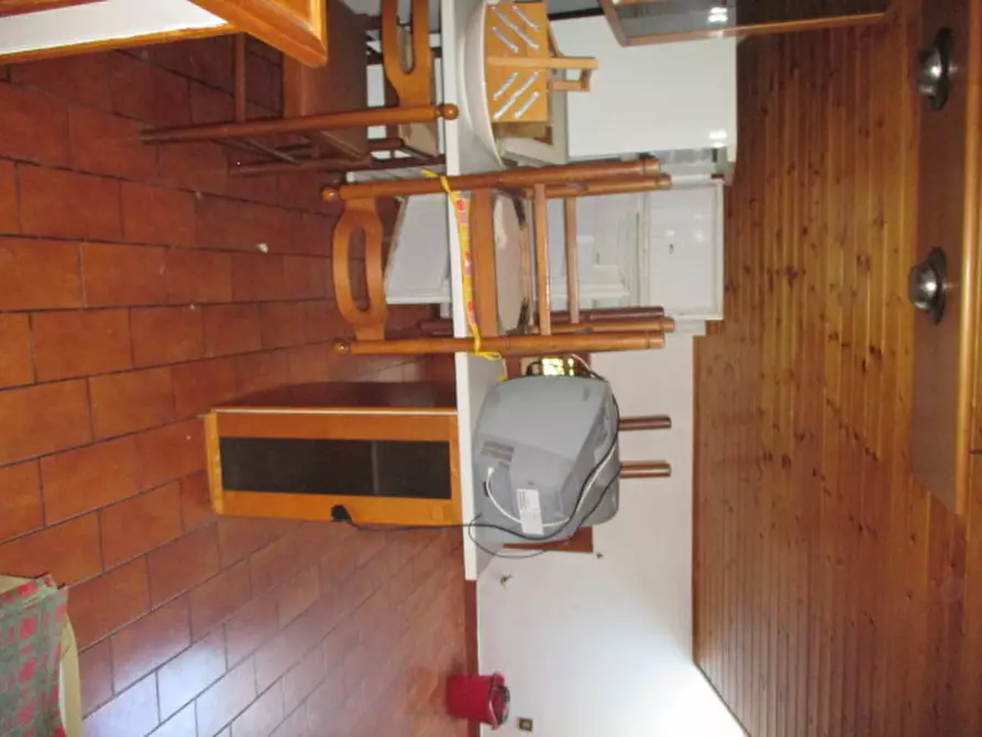 Immagine 5 di Appartamento in vendita  a Senigallia