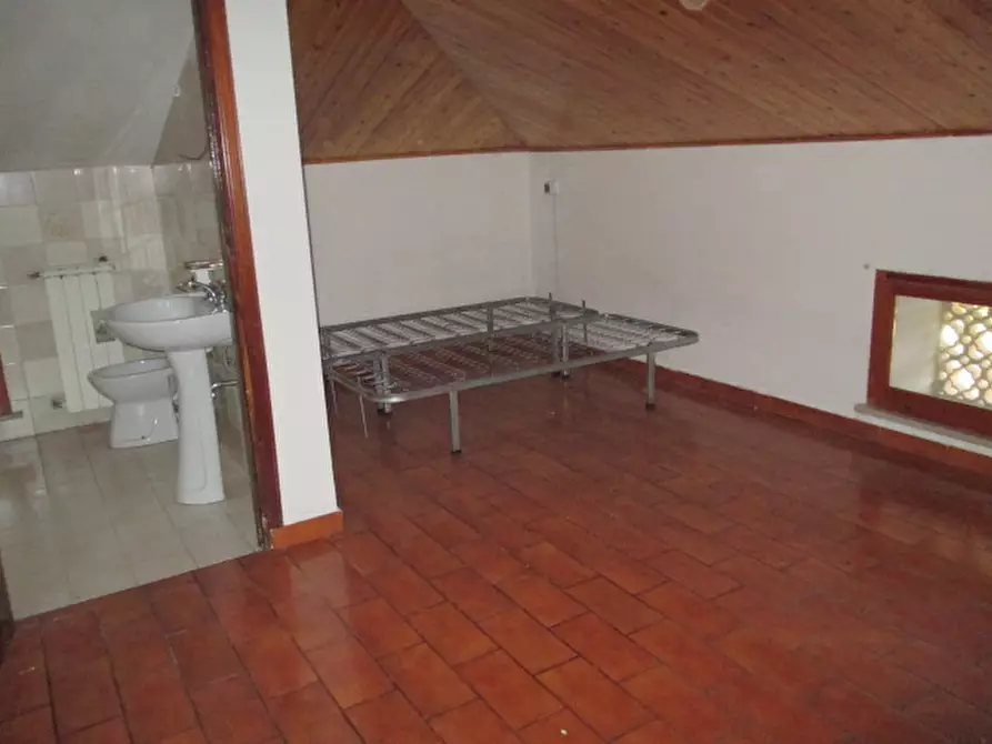 Immagine 9 di Appartamento in vendita  a Senigallia