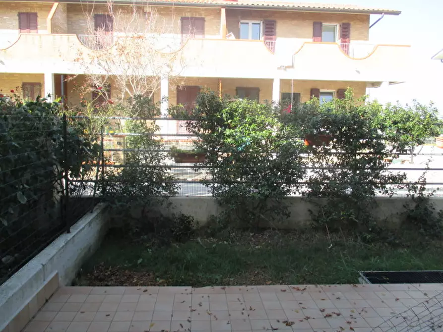 Immagine 4 di Appartamento in vendita  a Trecastelli