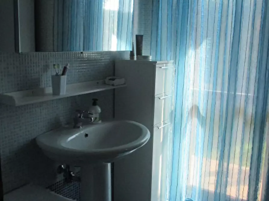 Immagine 6 di Appartamento in vendita  a Trecastelli