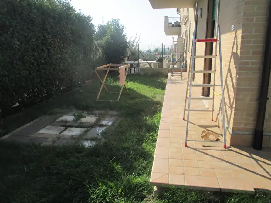 Immagine 28 di Appartamento in vendita  a Trecastelli