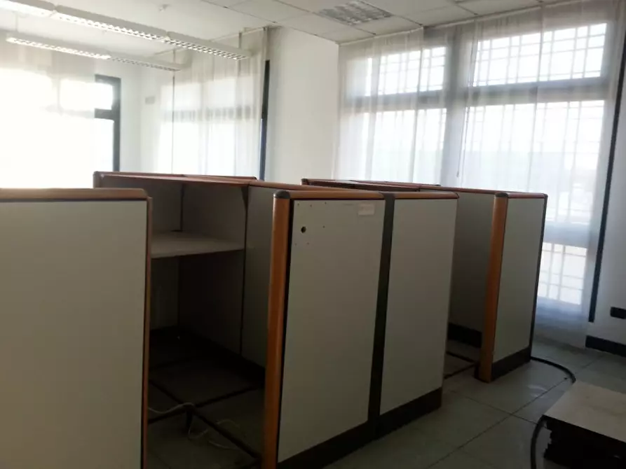 Immagine 6 di Negozio in affitto  in Via G. Matteotti n. 20 Bis - Cavarzere a Cavarzere